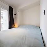 Apartment 2 Bedrooms With Magnificent Seaview And Free Parking