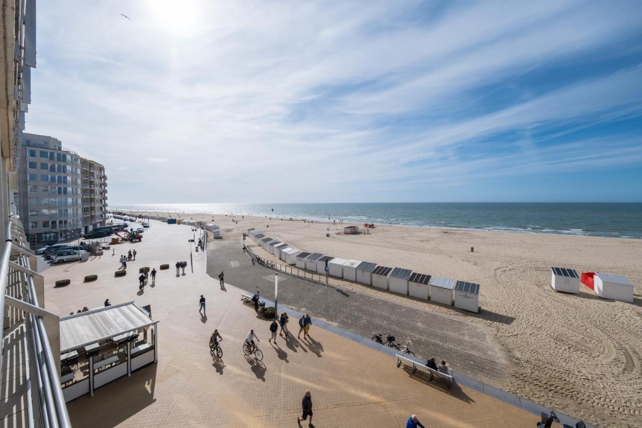 Appartement 2 Bedrooms With Magnificent Seaview And Free Parking Oostende
